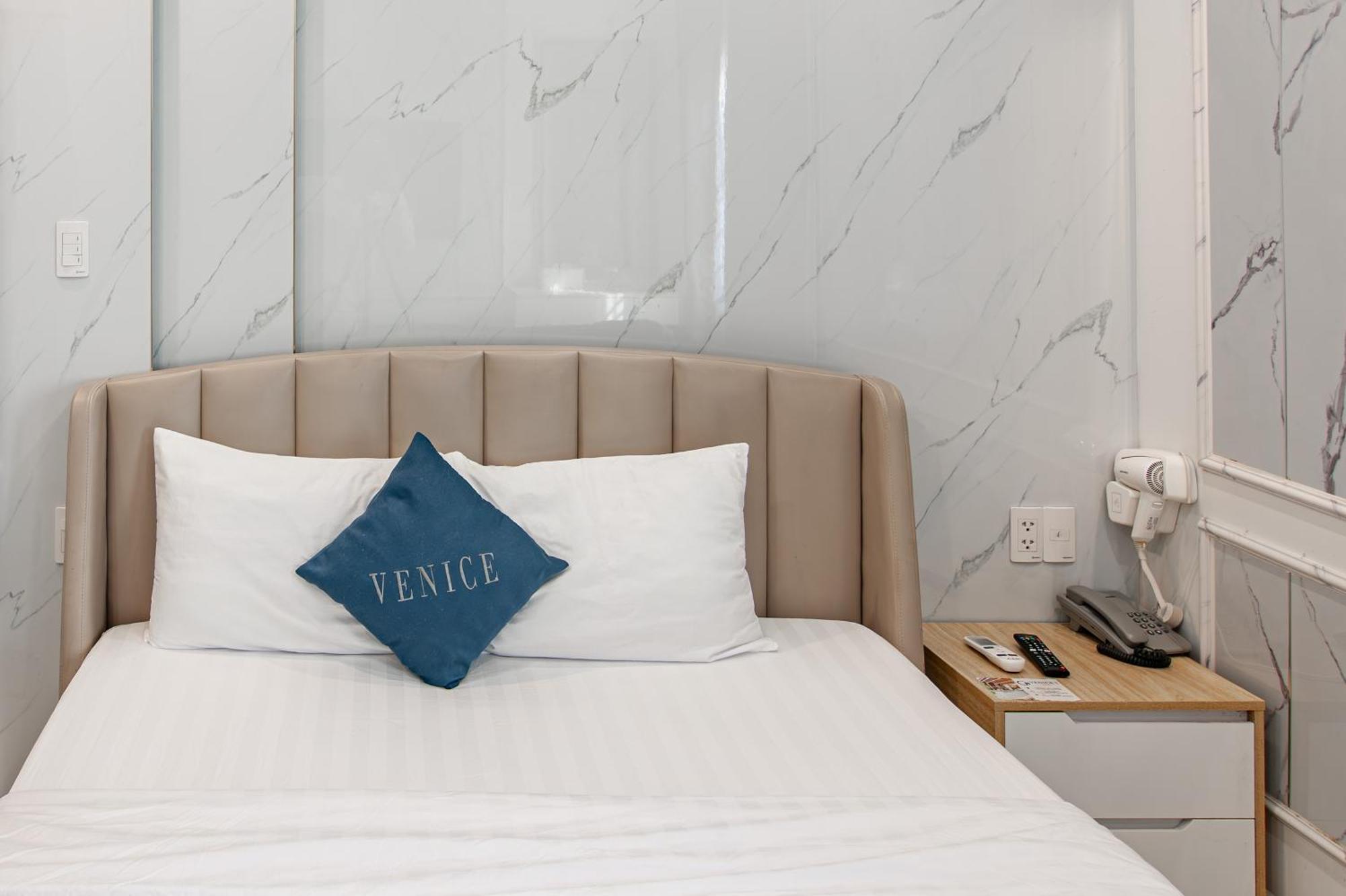 Venice 1 Hotel Ho Chi Minh Zewnętrze zdjęcie